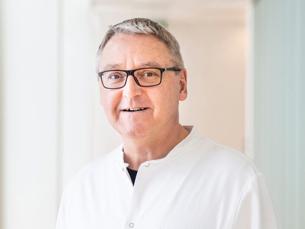 Primar Univ-Prof. Dr. Christian Huemer, Chefarzt und Leiter der Abteilung für Kinder- und Jugendheilkunde des Landeskrankenhaus Bregenz